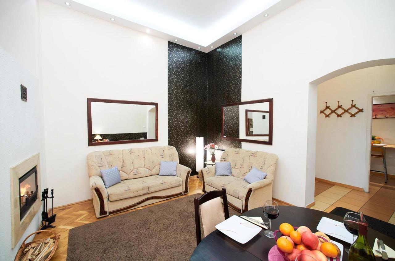 Fireplace Holidays Apartment Budapest Exterior photo